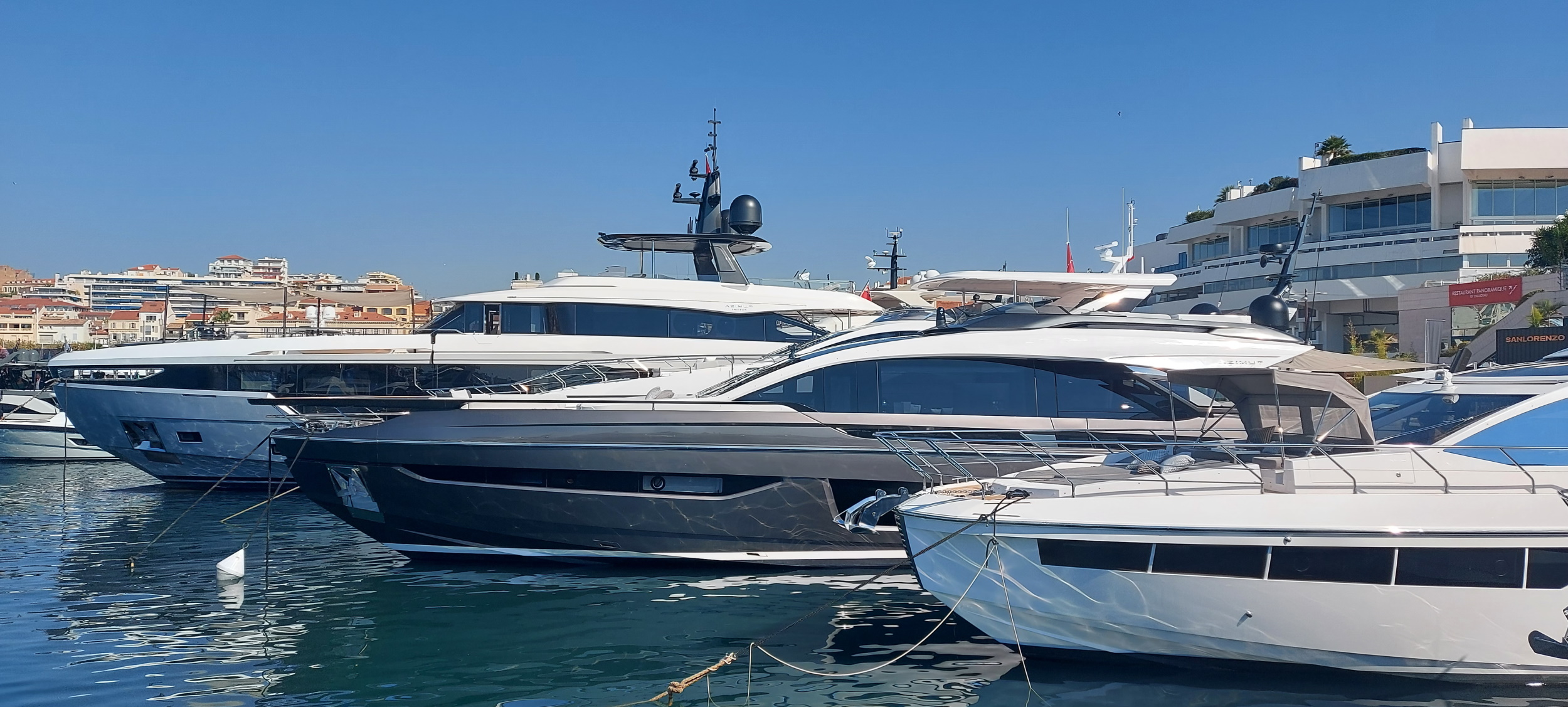 CANNES YACHTING FESTIVAL 2022 | AZIMUT YACHTS NORWAY